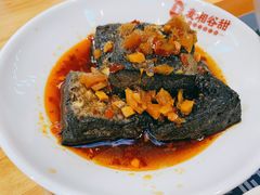 -呷佬·长沙手工米粉(金沙江路店)