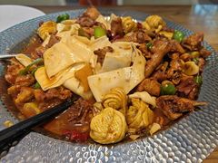 -俭寨大盘鸡·手抓肉·烧烤新疆菜(乌苏路店)