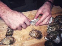 -斯普汇生蚝牛排馆(中骏世界城店)