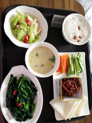 -莲芯花月子会所