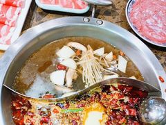 -沸炉重庆老火锅(军事博物馆店)