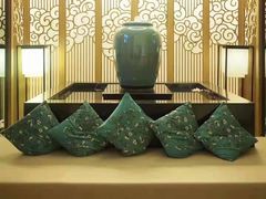 -新盈光·云会所(百丈东路店)