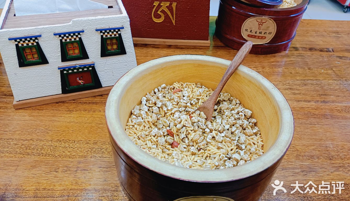 这人气就知道，这家酸奶店有多好吃