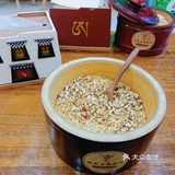 这人气就知道，这家酸奶店有多好吃