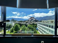-平措康桑·和牛自助观景餐厅(布达拉宫店)