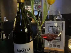 -wineapp葡萄酒餐吧(外滩金融中心店)