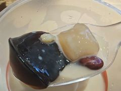 -八婆婆烧仙草(中山路店)