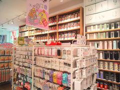 -名创优品(广东省广州琶洲保利广场店)