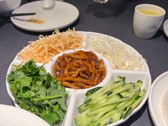 京酱肉丝-北院·果木烤鸭·25年东北菜(创意产业园店)