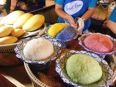 -席娜卡琳火车铁道夜市