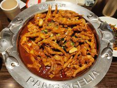 鸡爪煲-胖哥俩肉蟹煲(湖滨银泰in77店)