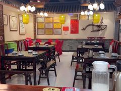 -蓝田九大碗民俗食府(蓝田店)