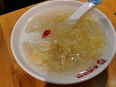 -呷佬·长沙手工米粉(金沙江路店)