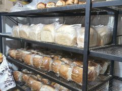 -秀云俄罗斯列巴屋(军星小区店)