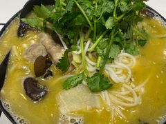 -肥汁米蘭香港米线(长宁来福士店)