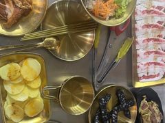 -胡悦里韩式烤肉(芝罘万达广场店)