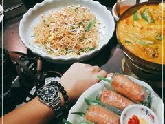 -大头虾越式风味餐厅(光明广场店)