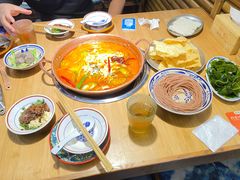 -洱火云南酸菜牛肉火锅(石景山当代商城店)