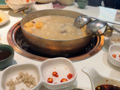 -洪氏嗨捞·猪肚鸡火锅(阳光天地店)