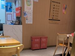 -红渡小香·牛肉麻辣香锅(车站南路店)