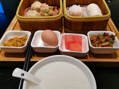 -喜鹊愉家酒店(郑州曼哈顿博览中心地铁站店)