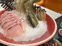 -红鼎豆捞·非遗鲍皇汤火锅(宝丰路店)