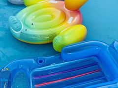 -佘山地铁站-停车场