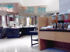 -月色西餐厅·海鲜刺身·烧烤(科学城保利郡雅酒店)
