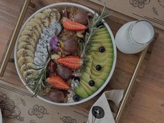 -Mark&Mars Restaurant