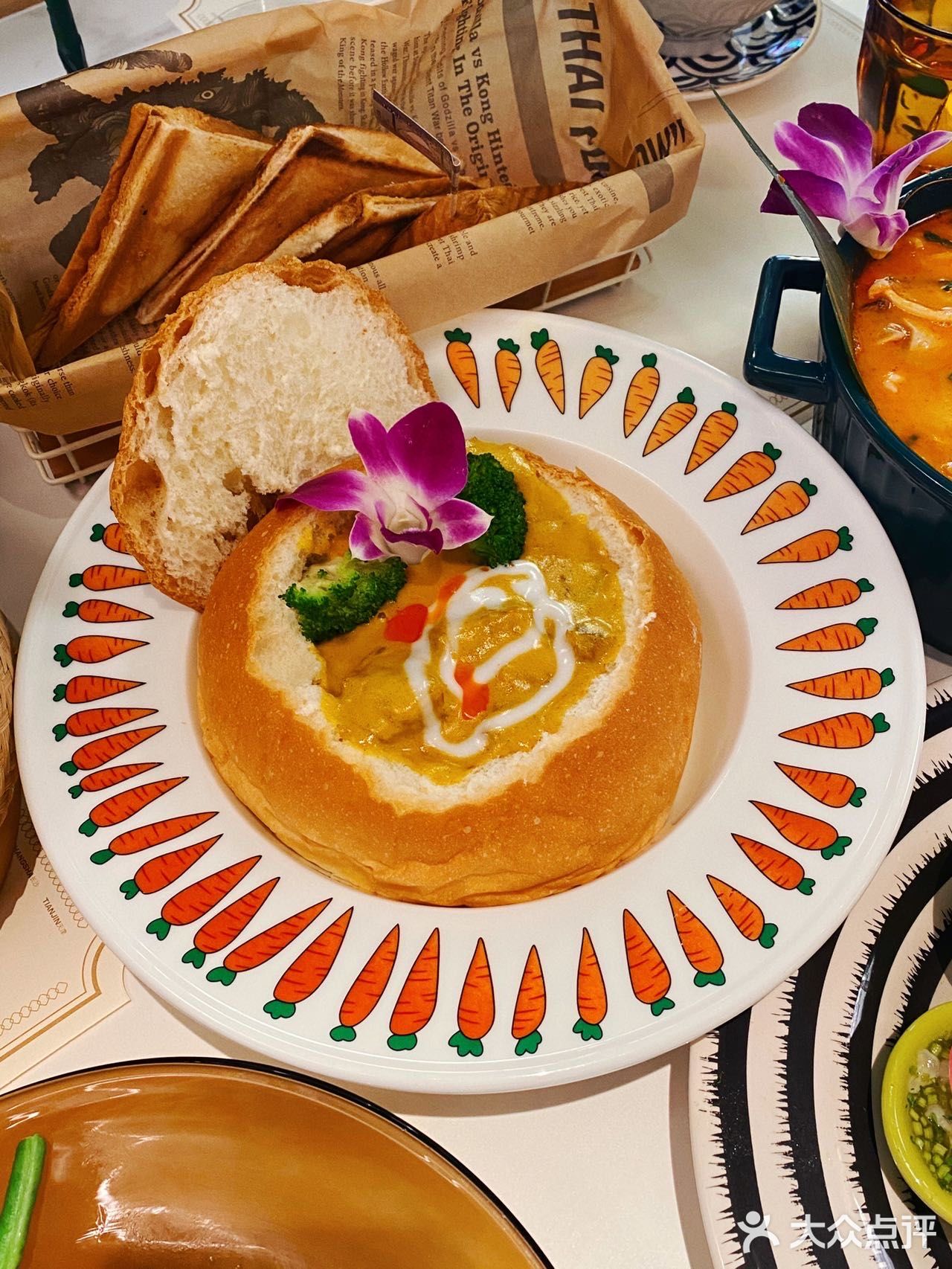 昆明 排断腿也要来吃的泰式茶餐厅 生腌虾绝了
