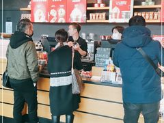 -星巴克臻选(郑州中原万达店)