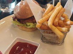 -WOLFGANG PUCK KITCHEN & BAR(迪士尼小镇店)