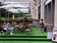 -龙治汉堡(中华城店)