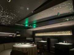 -左庭右院鲜牛肉火锅黑金店(陆家嘴中心店)