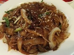 -新大咀港式茶餐厅(宝山万达店)