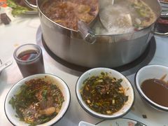-刘少华贵州小黄牛·鲜牛肉火锅(总店)