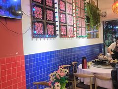 -刘姐啤酒鱼民族演艺餐厅(西街总店)