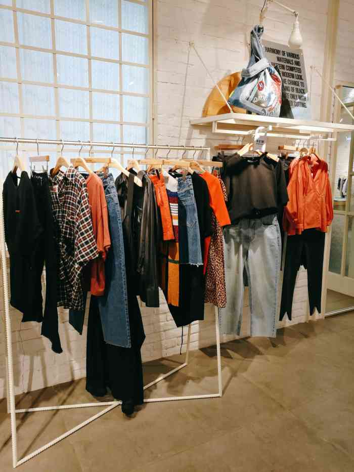 百家好basichouse(文峰城市广场店)-"平时逛南京的百