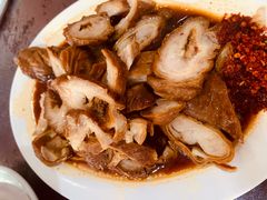 -老鼎万春卤菜(五代传承创始老店)