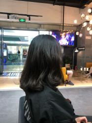 -FRIDAY星期五专业美发沙龙