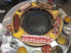 -玄希浪漫厨房·韩料烤肉(湖滨银泰in77店)