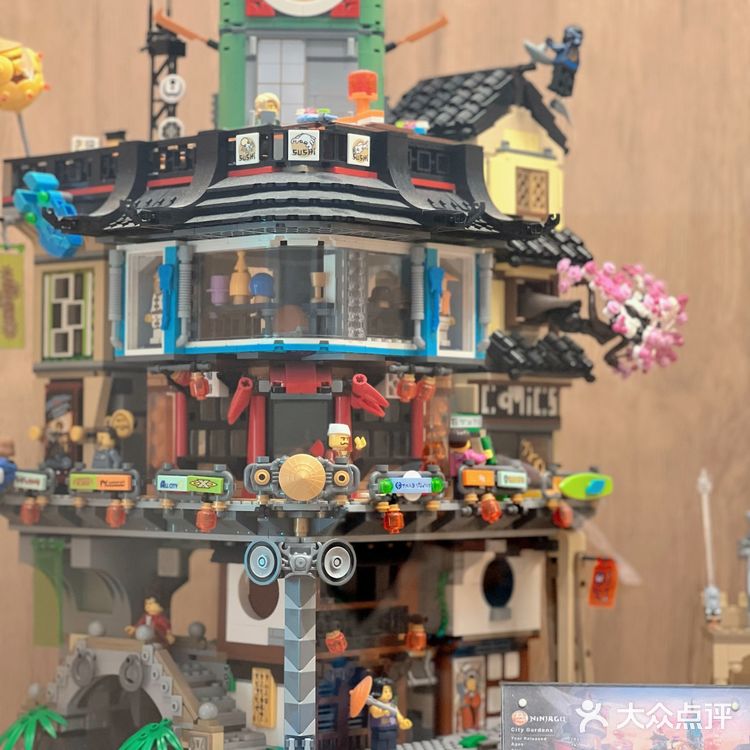 宁波咖啡店|重新装修的chic变身乐高王国