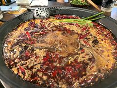 -黄潇洒老火锅(九眼桥宏济巷店)