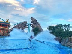 -七彩云南欢乐世界