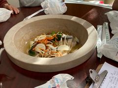 -姚记抚仙湖石锅鱼庄