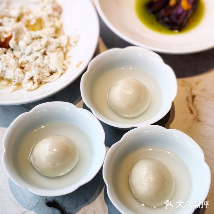 扬州这家餐厅的八宝葫芦鸭做的真是功夫菜