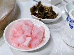 -抚仙湖石锅鱼菌园(明星鱼洞分店)