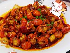 -肥肥虾庄·金牌油焖大虾(首义路店)