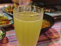 -香巴拉云南餐厅(华莱坞店)