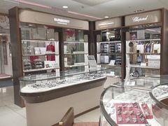 -宝岛眼镜(群光广场店)
